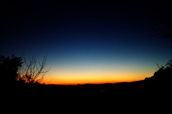 ojai_mountains_dark_sunset
